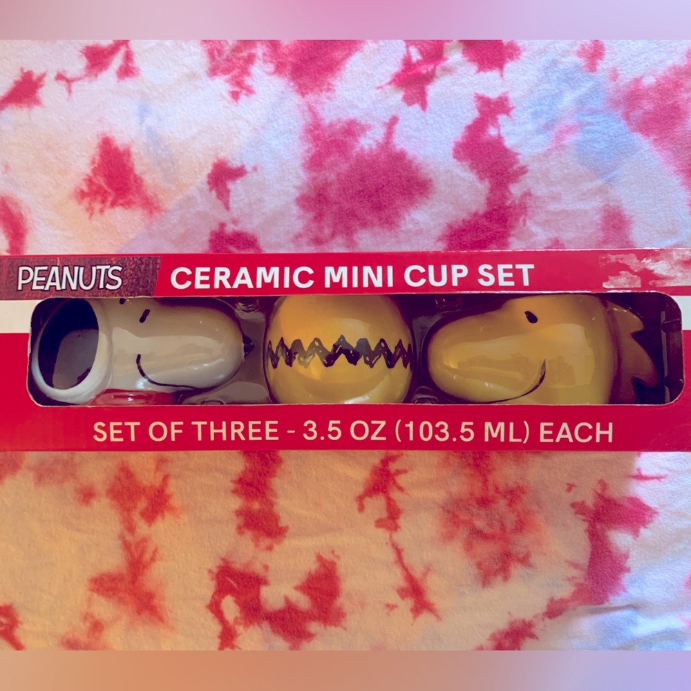 Peanuts ceramic mini cup set